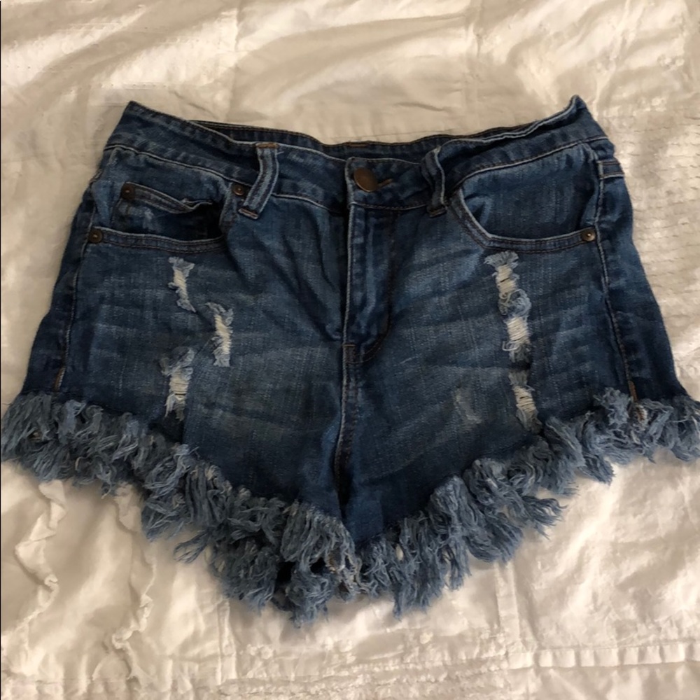Cut off jean shorts